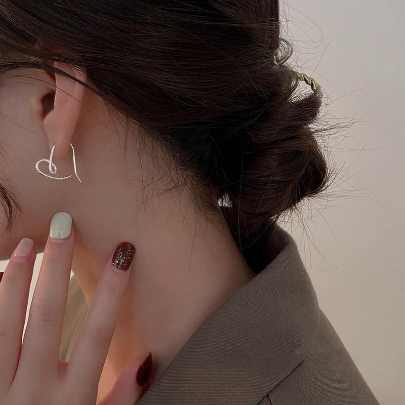 「現貨」極簡愛心耳環-細節圖2