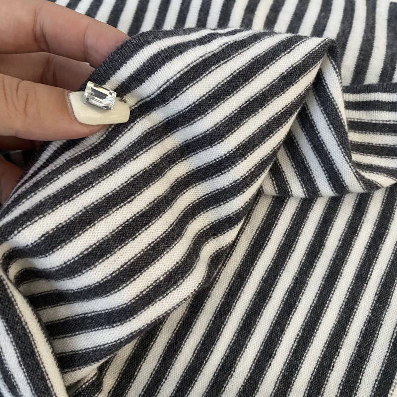 預購款C137 / 韓國跟單！ 2025秋季新款百搭慵懶風氣質休閒顯瘦針織衫女披肩兩件套-細節圖3