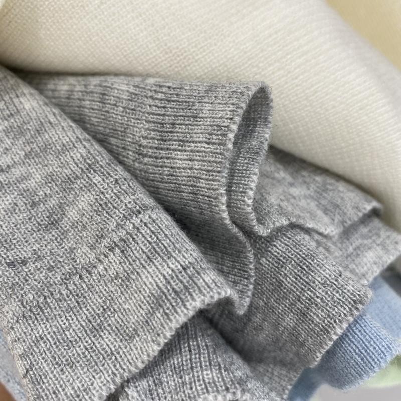 預購款C140 / 韓系訂單款2025秋上新含細羊毛極簡V領顯瘦設計百搭針織開襟衫-細節圖3