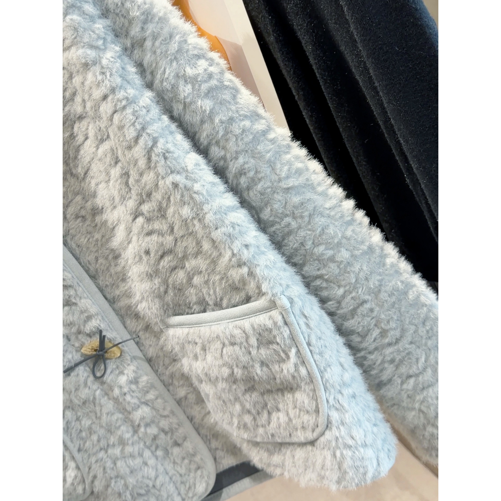 預購款C176/蝴蝶結扣圓領百搭皮毛外套-細節圖6