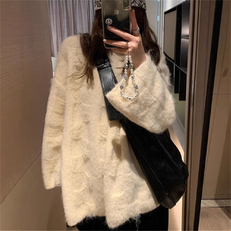 預購款C218/YS純色破洞圓領軟糯秋冬寬鬆慵懶風針織毛衣-細節圖5