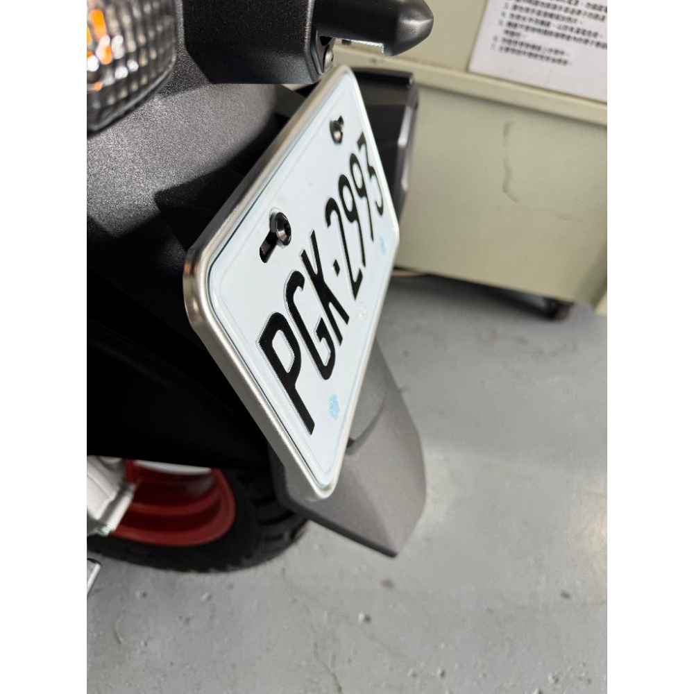 有泰車業車牌框 機車車牌框 車牌底板 適用 DRG 二代 JET SL 158 勁戰六代 KRV MMBCU 曼巴-細節圖2
