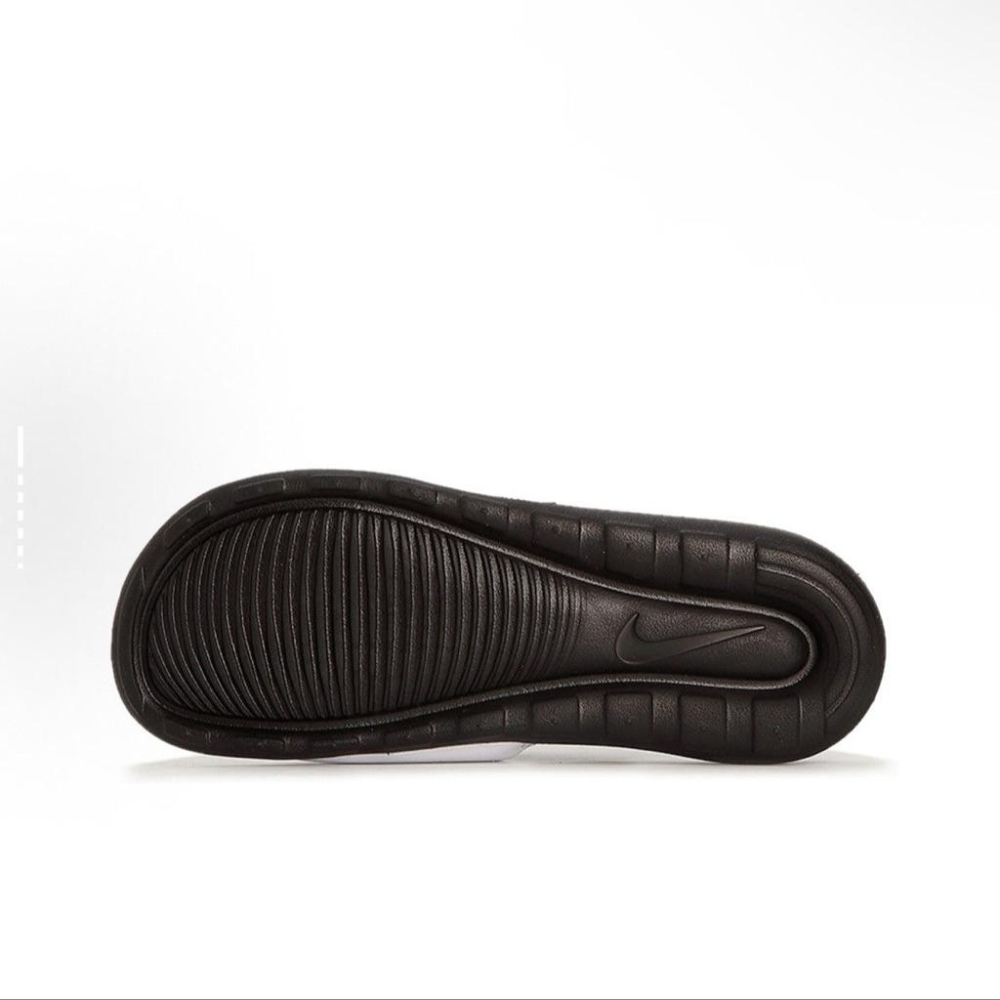 有泰 Nike Victoria one logo 基本款 軟底拖鞋-細節圖4