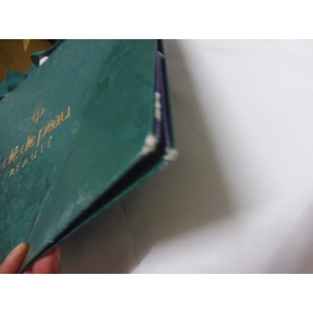 肌膚之鑰 cle de peau Beaute 香港版 聖誕禮盒包裝盒＋卡片＋提袋 秘密花園-細節圖5