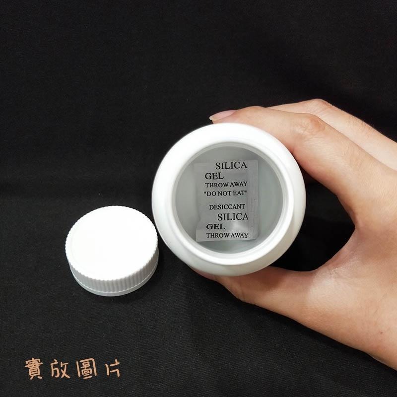 •小包裝販售~矽膠2克乾燥劑 10包一份小份量販售 2g防潮除濕 飾品 零錢包 五金 鞋子 無紡布包裝-細節圖4