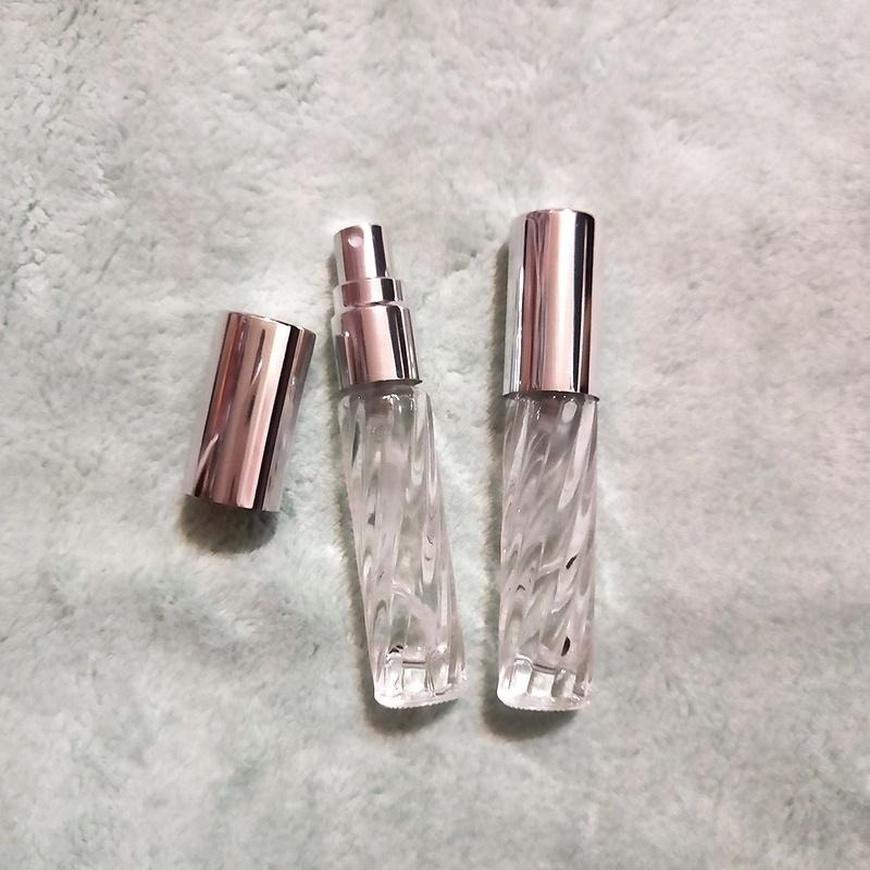 ●現貨!!4ml銀色蓋螺紋瓶身香水分裝玻璃噴霧空瓶●玻璃瓶身附銀色蓋子~香水香氛小瓶裝分裝用空罐 攜帶方便噴瓶-細節圖3