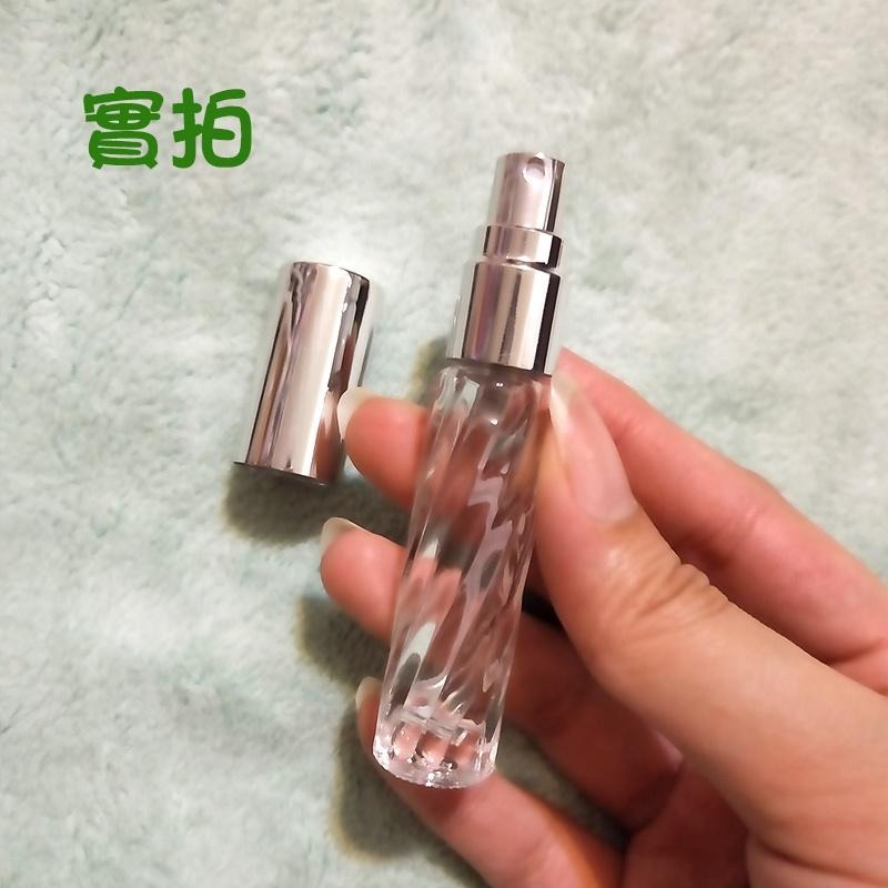 ●現貨!!4ml銀色蓋螺紋瓶身香水分裝玻璃噴霧空瓶●玻璃瓶身附銀色蓋子~香水香氛小瓶裝分裝用空罐 攜帶方便噴瓶-細節圖4