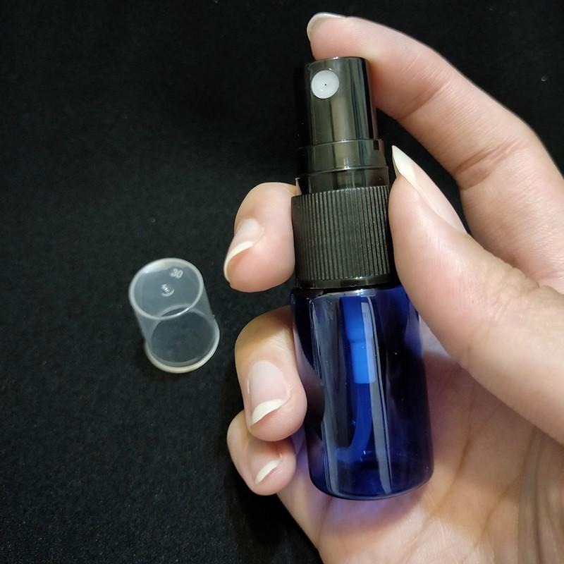 ●分裝好物!!藍色瓶身10ml噴霧空瓶●黑色噴頭/水霧細霧式圓柱體分裝瓶罐化妝水 防蚊液/出國旅行/收納 噴頭 噴瓶-細節圖2