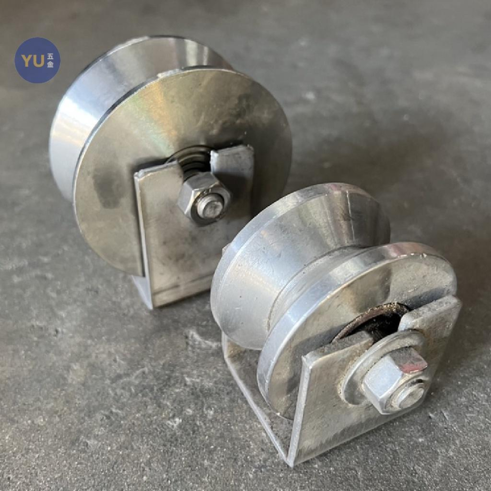 ［小宇五金］白鐵 大門輪 V型 2＂～4＂ 軌道輪 V輪 V型輪 角型 角鐵輪 圓管輪-細節圖2