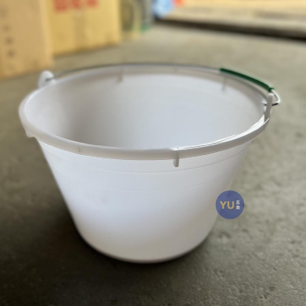 [小宇五金]油漆桶 塑膠 白色 手提桶 塑膠桶 油漆塑膠桶 小水桶 桶子 台灣製 - 賣場休假中... - iOPEN Mall