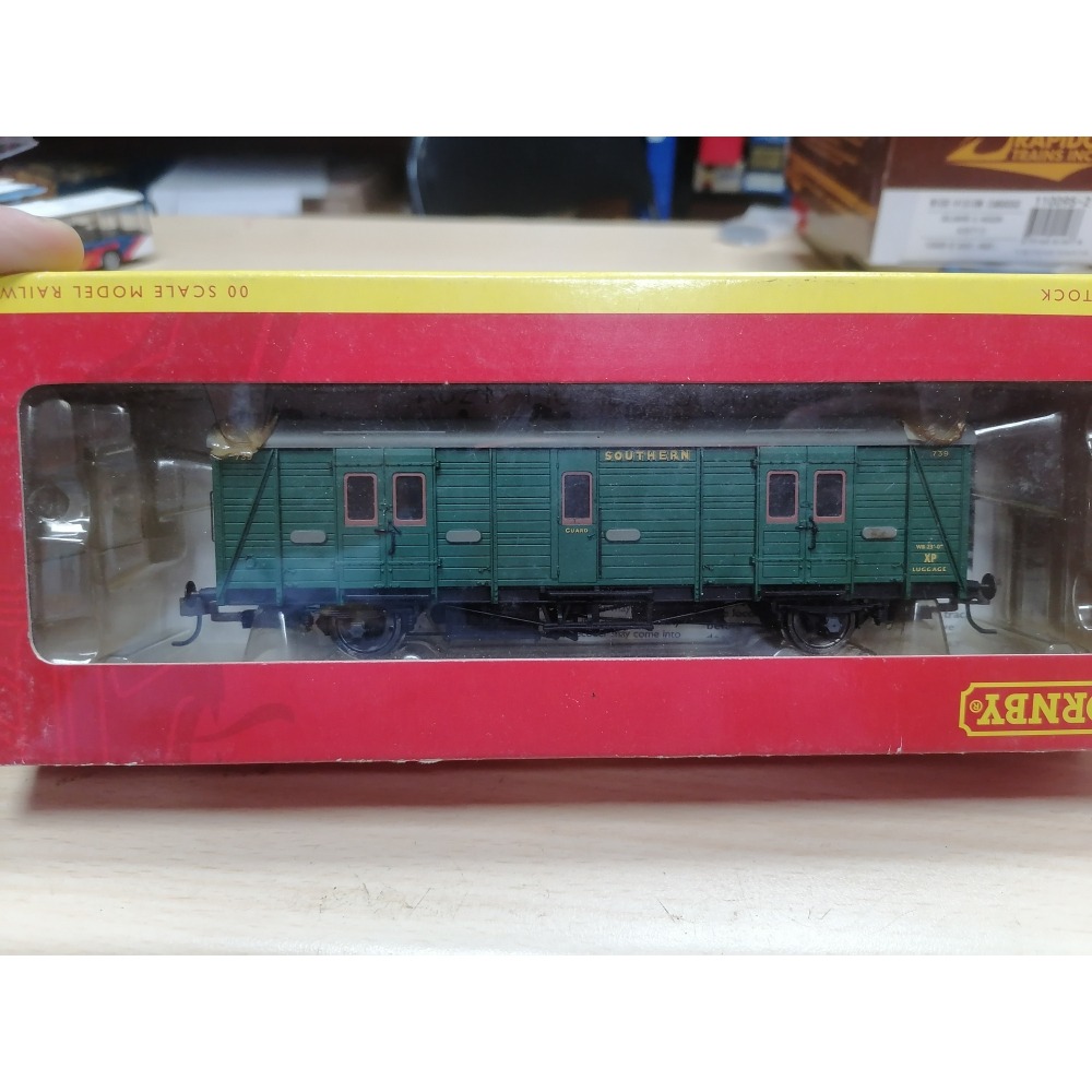 HO Hornby R4340B 客車廂-細節圖4