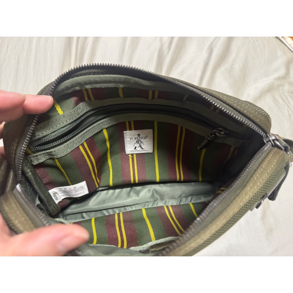 Porter森林綠側背包-細節圖2