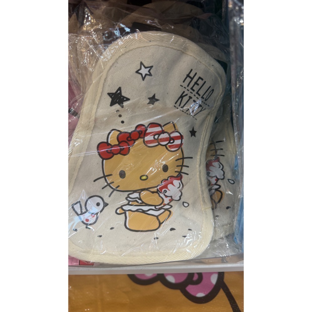 曬黑的KITTY飲料袋