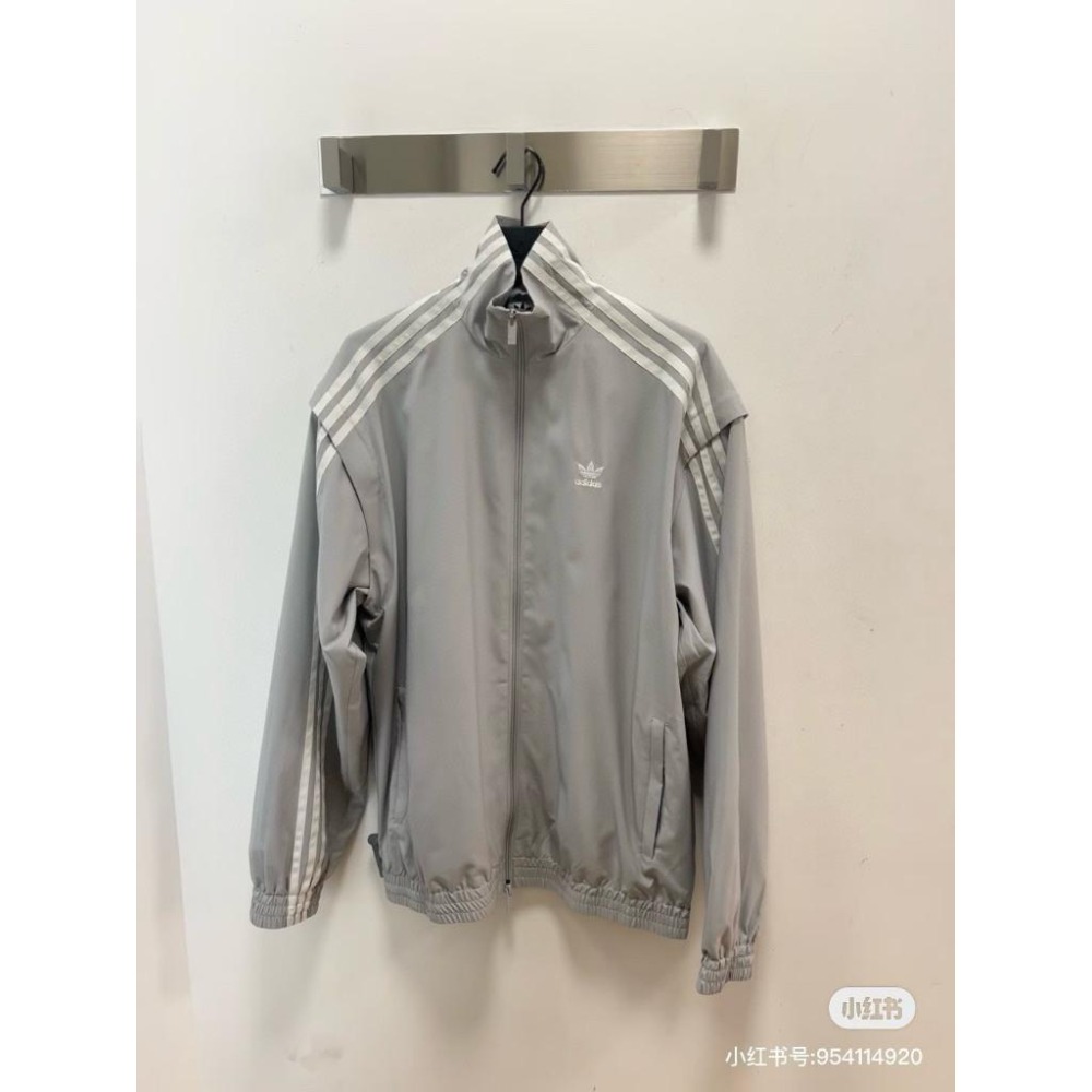 【LUNA-K】adidas 25新款落肩袖口鬆緊設計運動外套 黑色 灰色 綠色＊M-2XL。C51025-細節圖9