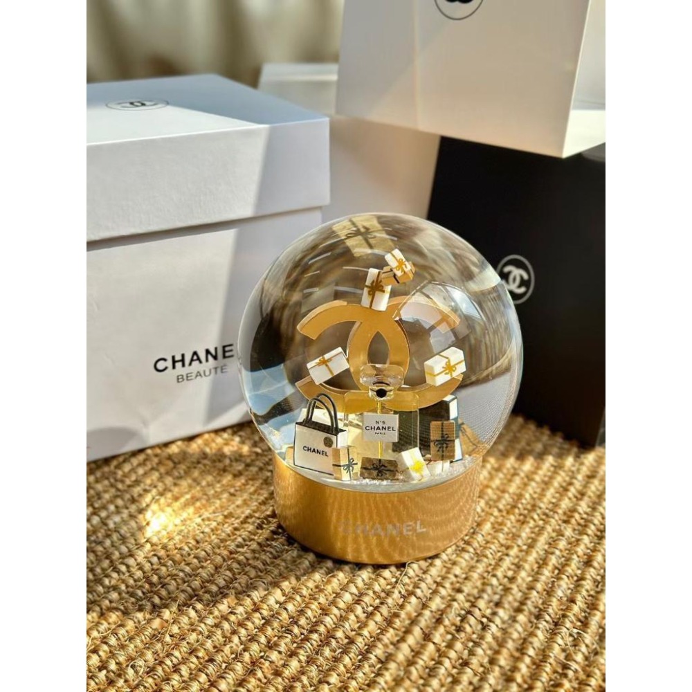 【LUNA-K】CHANEL 香奈兒聖誕節金色雙C雪花水晶球。S50425-細節圖2