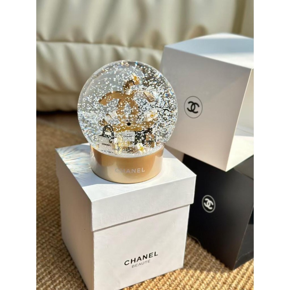 【LUNA-K】CHANEL 香奈兒聖誕節金色雙C雪花水晶球。S50425-細節圖4