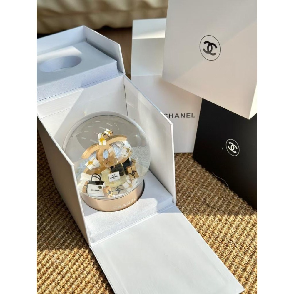【LUNA-K】CHANEL 香奈兒聖誕節金色雙C雪花水晶球。S50425-細節圖7