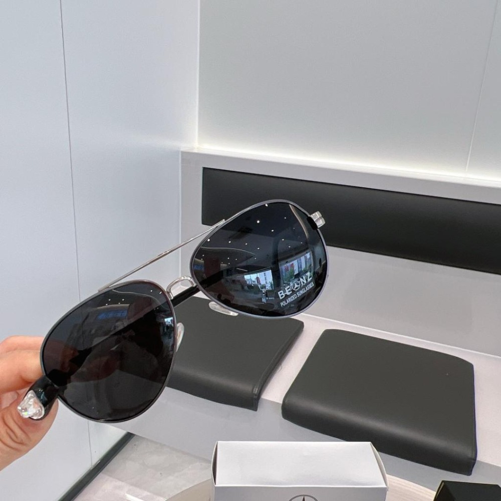 【LUNA-K】BENZ 賓士 鈦金屬偏光太陽眼鏡 深藍色。E50409-細節圖2