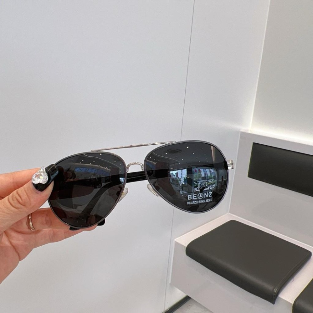 【LUNA-K】BENZ 賓士 鈦金屬偏光太陽眼鏡 深藍色。E50409-細節圖8