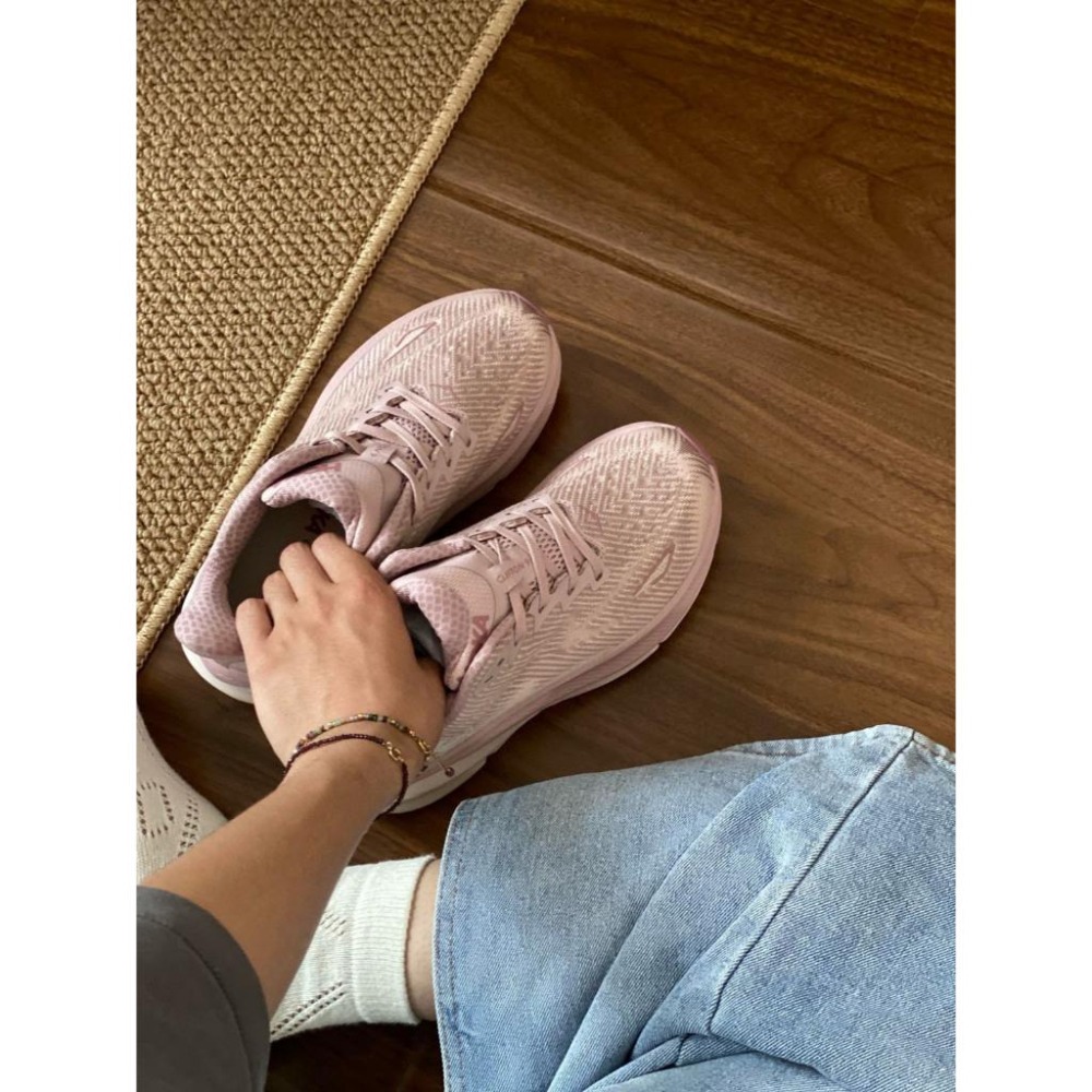 【LUNA-K】HOKA ONE ONE Cliftion 9 緩震防滑耐磨 女性慢跑鞋＊US 5~8。A50502-細節圖2