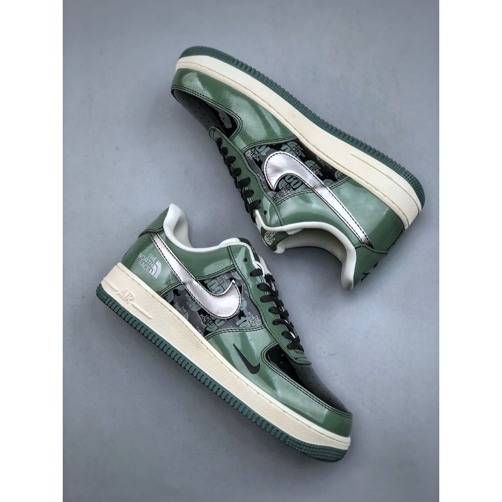 【LUNA-K】Nike Air Force 1 07 北臉聯名款軍綠漆皮休閒運動滑板鞋＊US 5.5~11。A5110-細節圖9