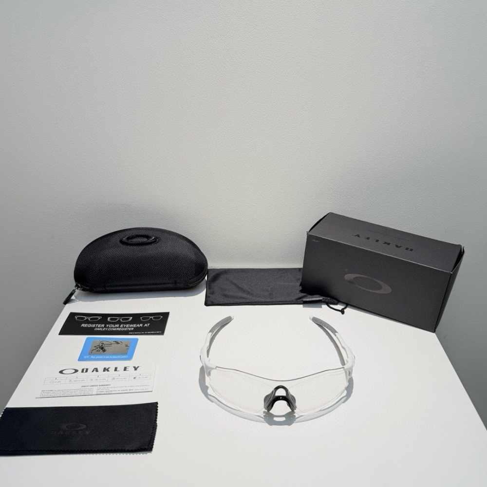 【LUNA-K】OAKLEY 歐克利 9313 零重力全天候變色防風戶外鏡。E60303-細節圖3