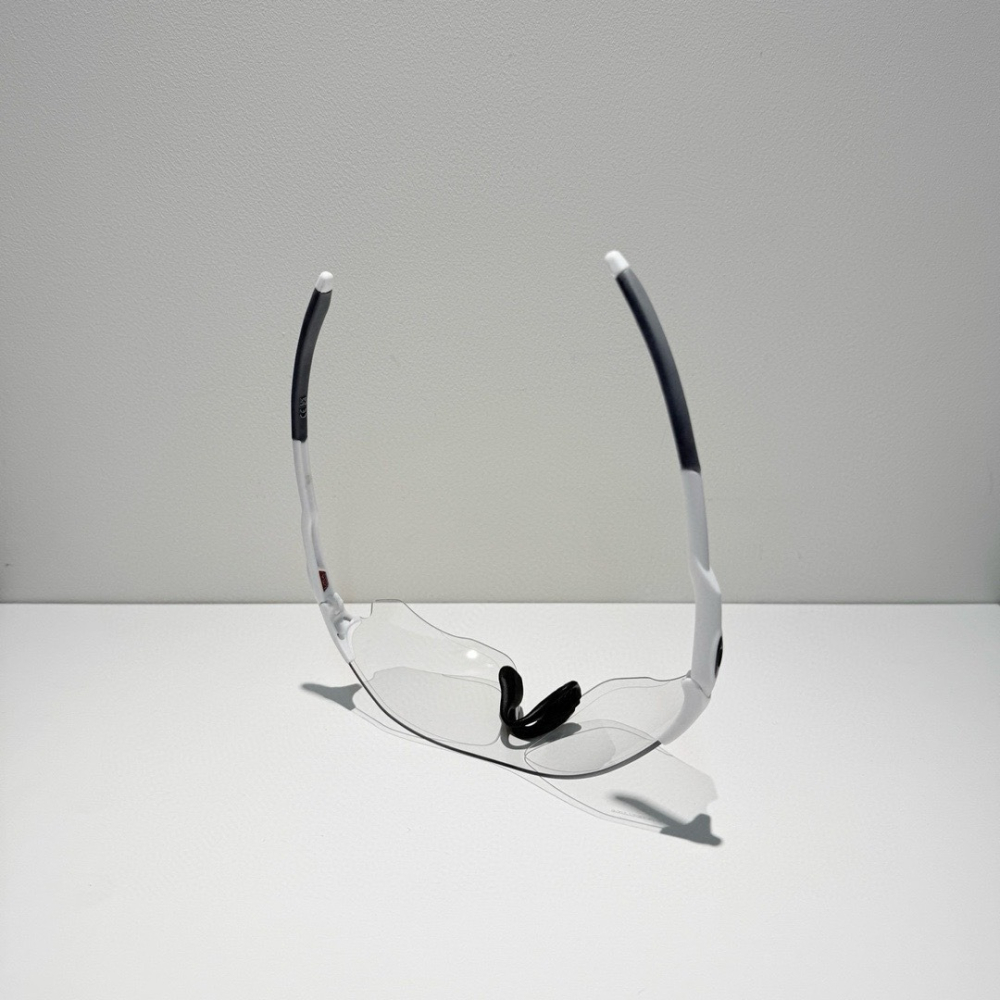 【LUNA-K】OAKLEY 歐克利 9313 零重力全天候變色防風戶外鏡。E60303-細節圖7
