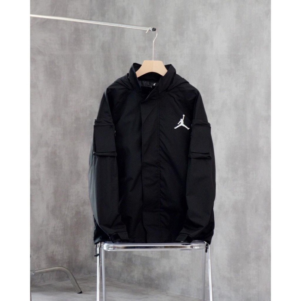 【玩衣櫥】JORDAN 飛行員連帽外套 黑色 米色＊M~2XL。50958A-細節圖8