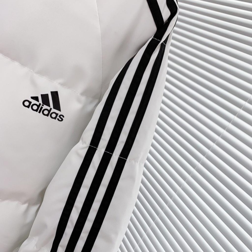 【玩衣櫥】Adidas 經典款羽絨外套 白色 藍色 黑色＊M~4XL。51076A-細節圖7
