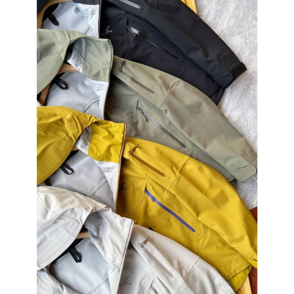 【玩衣櫥】Arc＇teryx SABRE JACKET 登山外套 白色 黑色 綠色 黃色＊S~2XL。50959A-細節圖4