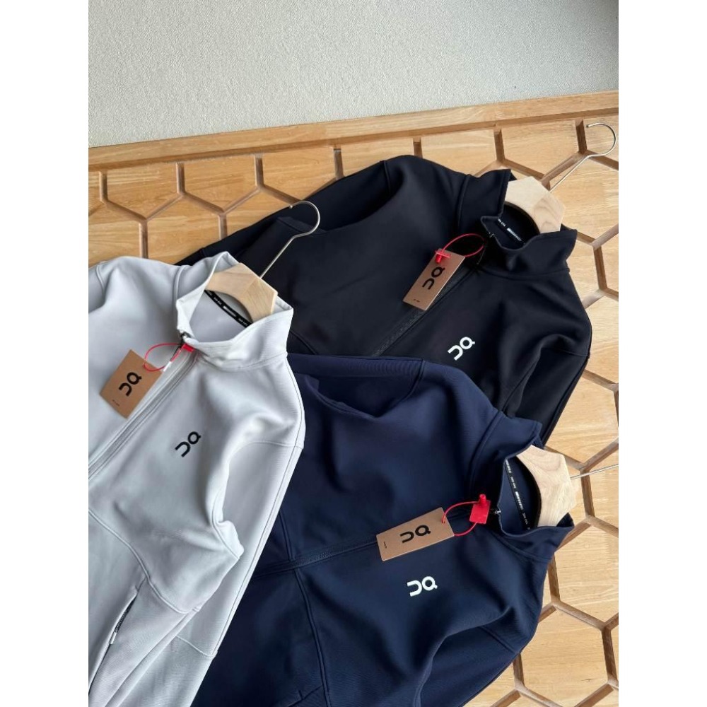 【玩衣櫥】ON 昂跑 秋冬新款針織立領外套 黑色 灰色 藏青＊M~3XL。51058A-細節圖2