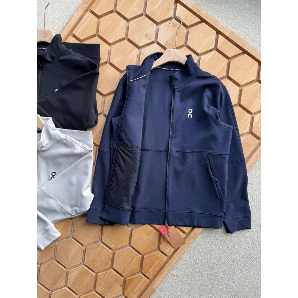 【玩衣櫥】ON 昂跑 秋冬新款針織立領外套 黑色 灰色 藏青＊M~3XL。51058A-細節圖5