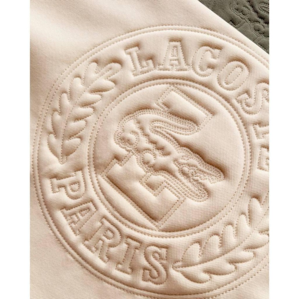 【玩衣櫥】Lecoste 休閒大學T恤男款 米白 軍綠＊M~2XL。51099A-細節圖3