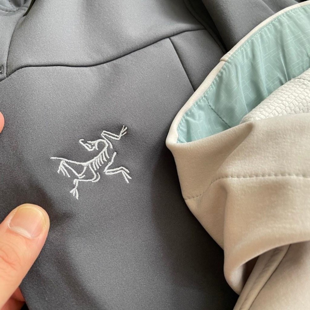 【玩衣櫥】Arc＇teryx gamma mx hoody 衝鋒衣外套 白色 黑色 灰色＊L~3XL。50957A-細節圖3