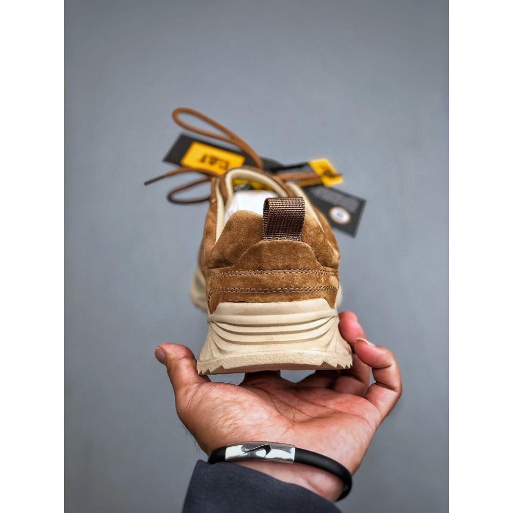【玩衣櫥】CAT Tramp Hike Low 休閒男鞋 卡其色＊EU39~44。50968D-細節圖2