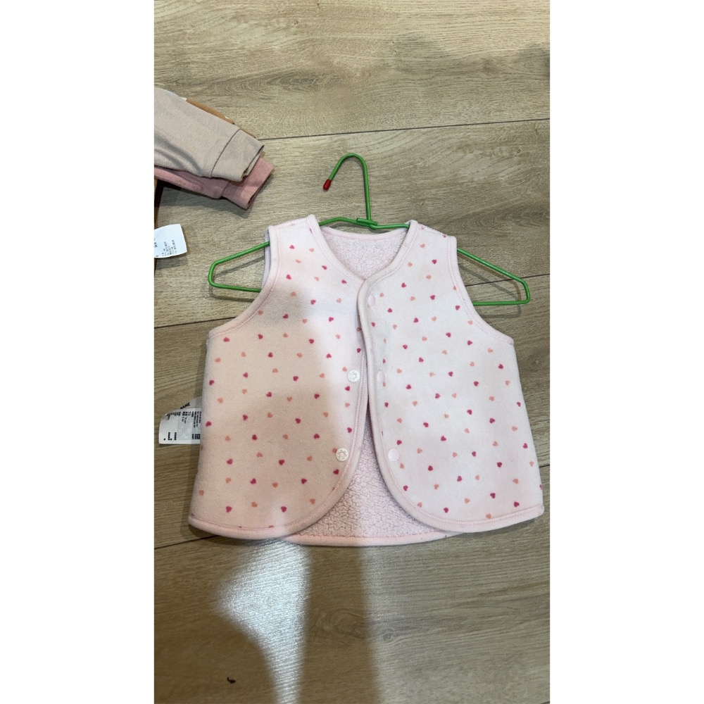 二手寶寶衣服四件+背心70cm-細節圖2
