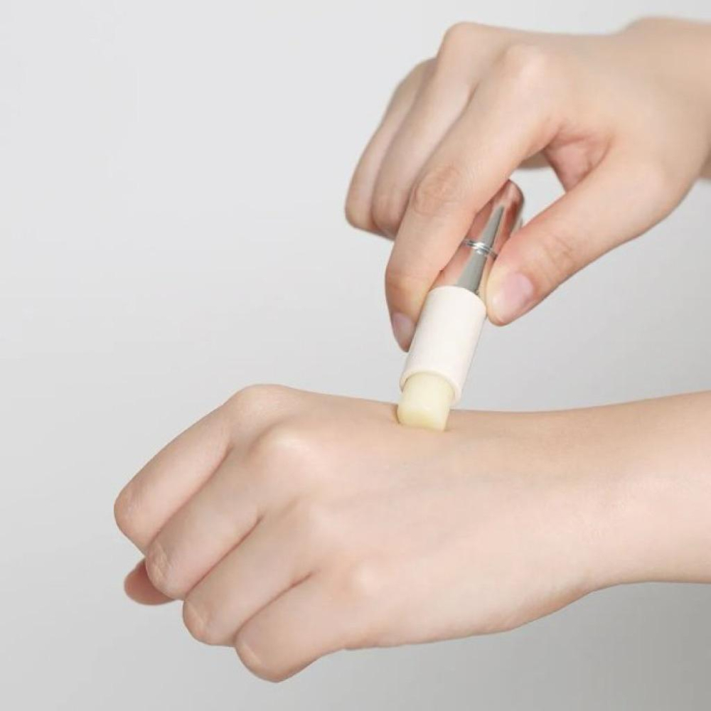 MU 現貨 【REJURAN 麗珠蘭】舒緩保濕潤唇膏3.7g-細節圖3