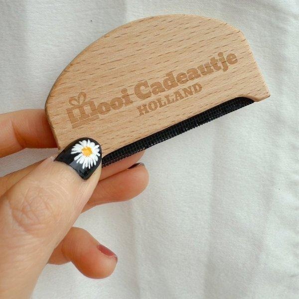 MU 現貨 【荷蘭Mooi Cadeautje】質感頂級衣物毛球梳-細節圖4