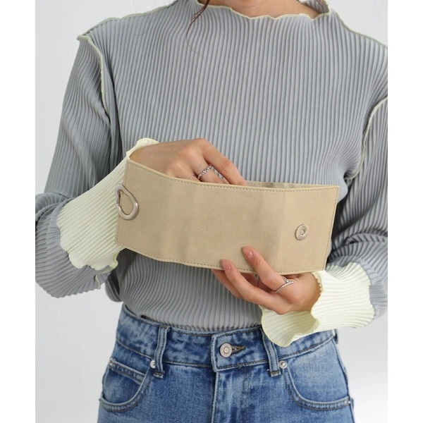 秋月堂 黑色現貨+預購 日本ALTROSE復古設計三折錢包 短夾 3色 日本🇯🇵直送-細節圖3