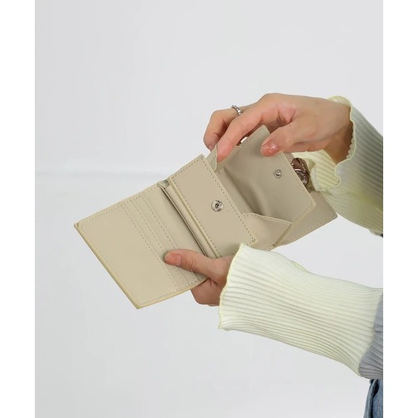 秋月堂 黑色現貨+預購 日本ALTROSE復古設計三折錢包 短夾 3色 日本🇯🇵直送-細節圖5