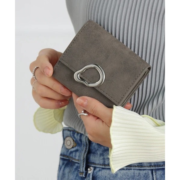 秋月堂 黑色現貨+預購 日本ALTROSE復古設計三折錢包 短夾 3色 日本🇯🇵直送-細節圖6