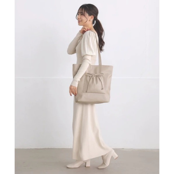 秋月堂 日本ALTROSE抽繩袋A4尺寸合成皮革絲帶手提包 托特包 肩背包 4色 日本🇯🇵直送-細節圖3