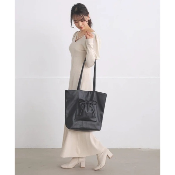 秋月堂 日本ALTROSE抽繩袋A4尺寸合成皮革絲帶手提包 托特包 肩背包 4色 日本🇯🇵直送-細節圖4