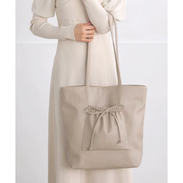 秋月堂 日本ALTROSE抽繩袋A4尺寸合成皮革絲帶手提包 托特包 肩背包 4色 日本🇯🇵直送-細節圖5