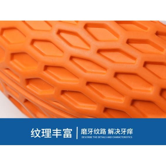 足球紋橡膠橄欖球 狗狗發聲玩具球 寵物互動玩具-細節圖3