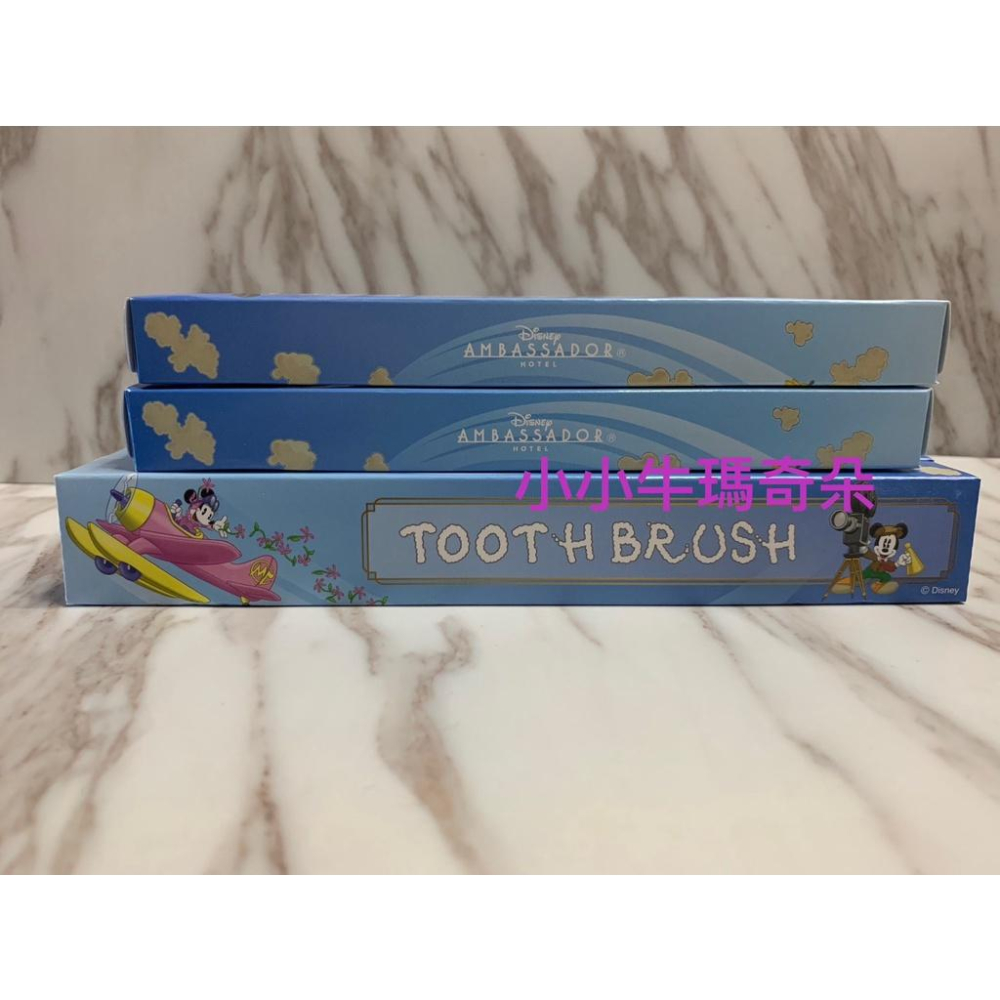 ~小小年瑪奇朵～日本東京迪士尼大使飯店Disney AMBASSADOR HOTEL 盥洗組(牙刷.漱口杯.針線盒)-細節圖7