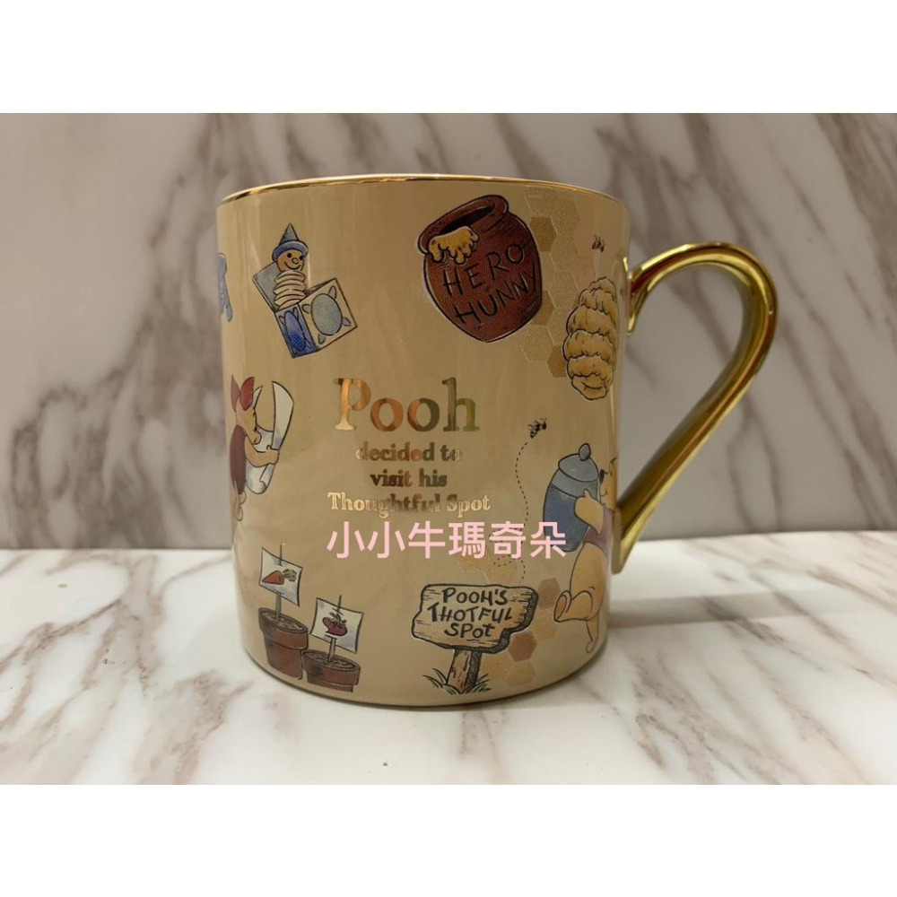 ~小小年瑪奇朵～日本東京迪士尼 DISNEY Holiday Gift小熊維尼馬克杯 陶瓷盤-細節圖6