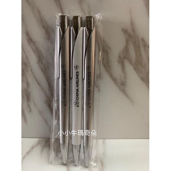 ~小小牛瑪奇朵~CAL中華航空CHINA AIRLINES 華航方桿花瓣原子筆組(一組三入)-細節圖2