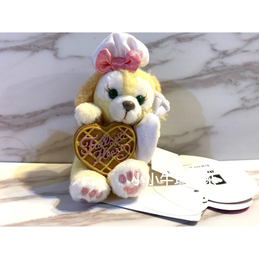 ~小小牛瑪奇朵~2020日本東京海洋迪士尼情人節系列達菲duffy雪莉玫史黛拉兔cookie ann 曲奇狗坐姿吊飾-細節圖3