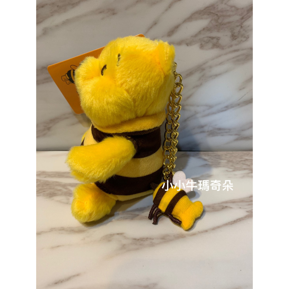 ~小小牛瑪奇朵~2019日本迪士尼八月蜂蜜月小熊維尼winnie the pooh蜜蜂維尼造型玩偶娃娃 鑰匙圈髮束吊飾-細節圖6